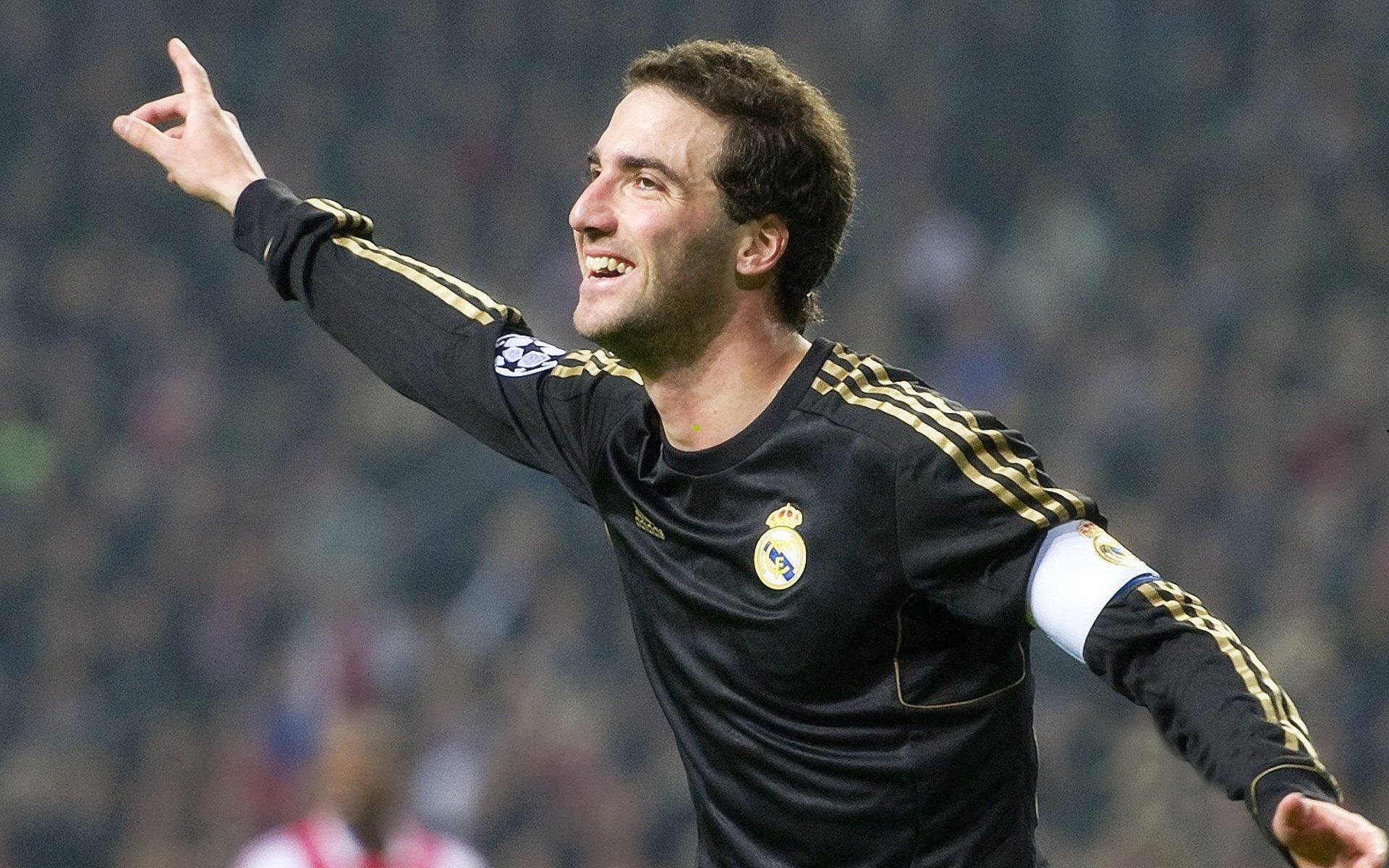 曝料，拉梅洛-鲍尔在黄蜂队中地位并非稳固，球队或考虑未来变动